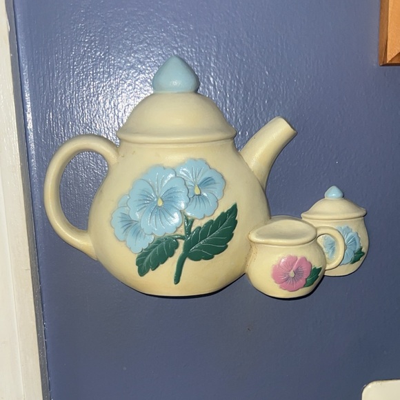 Burwood Products Teapot with Cream and Sugar Creamer And Sugar Dish Wall Art - Picture 5 of 7